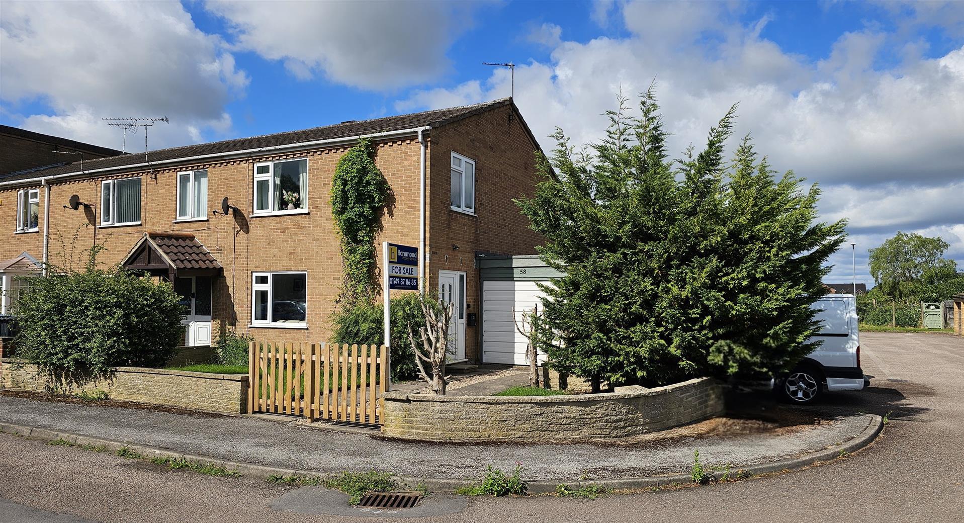 Carnarvon Close, Bingham, Nottingham